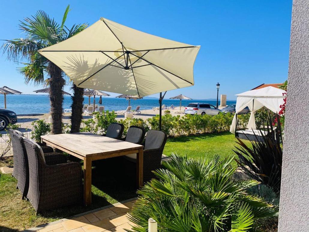 Apartments The Beach Resort Вир Екстер'єр фото