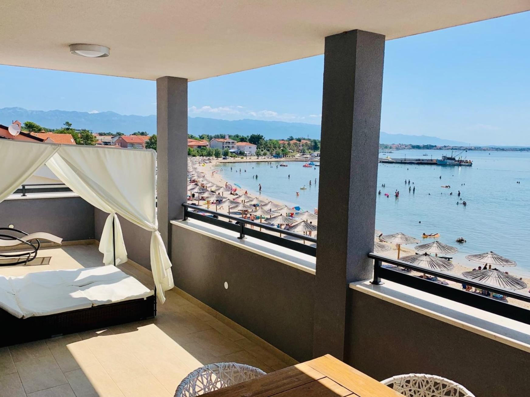 Apartments The Beach Resort Вир Екстер'єр фото