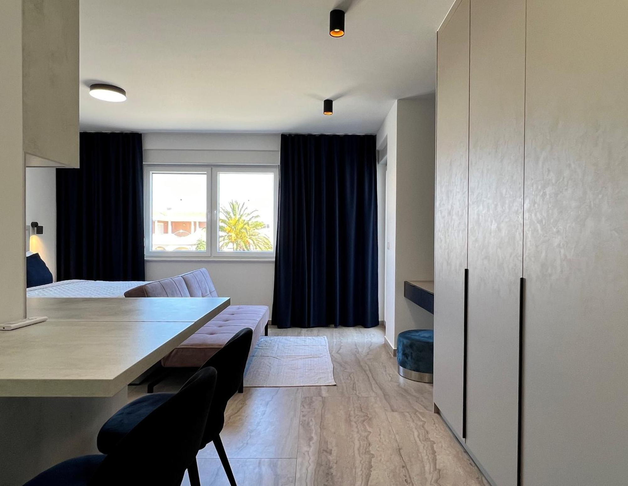 Apartments The Beach Resort Вир Екстер'єр фото