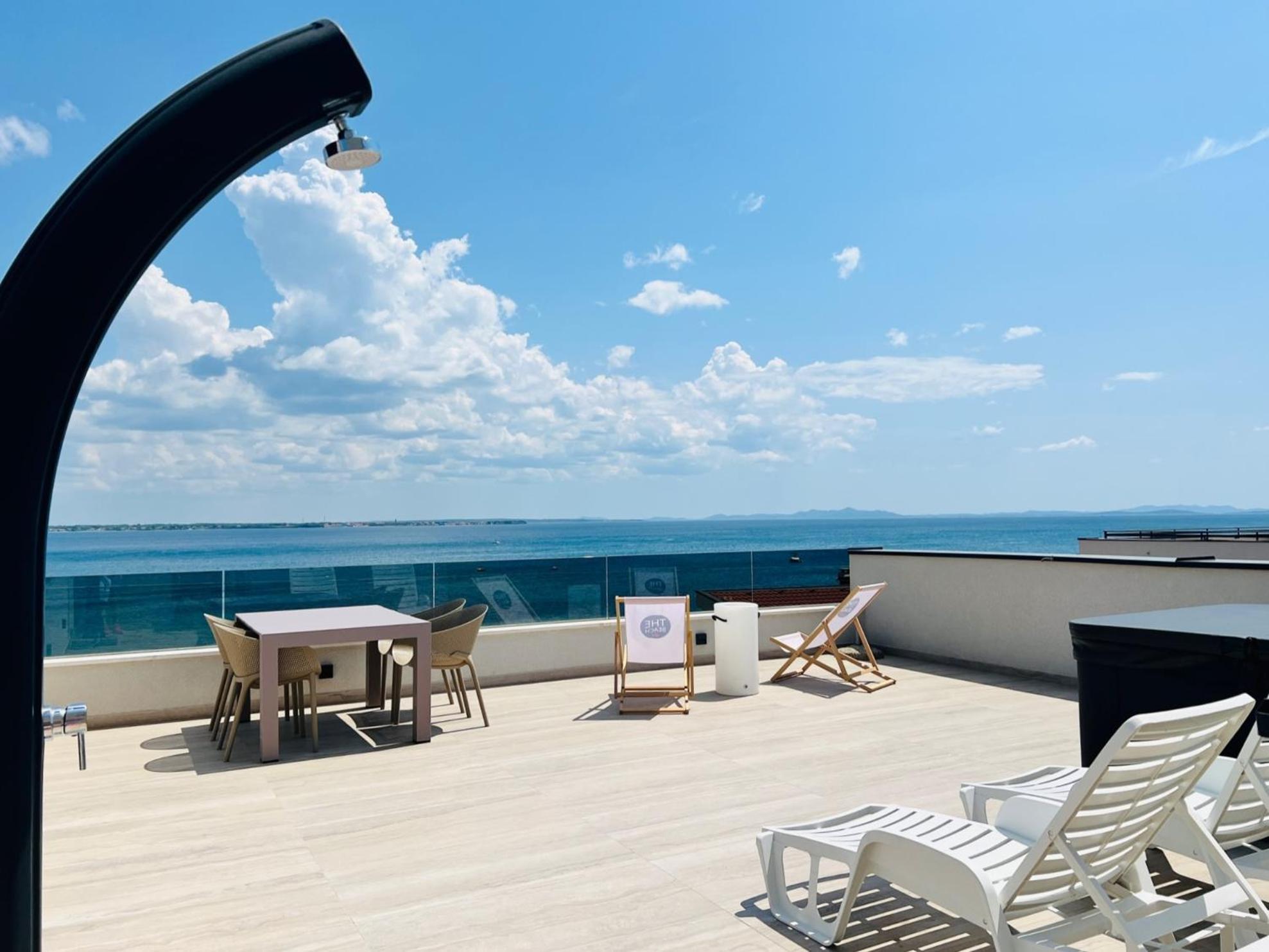 Apartments The Beach Resort Вир Екстер'єр фото