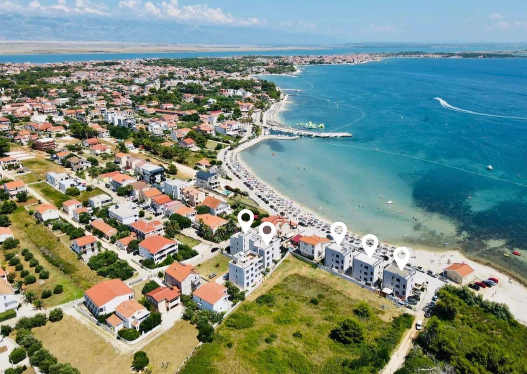 Apartments The Beach Resort Вир Екстер'єр фото