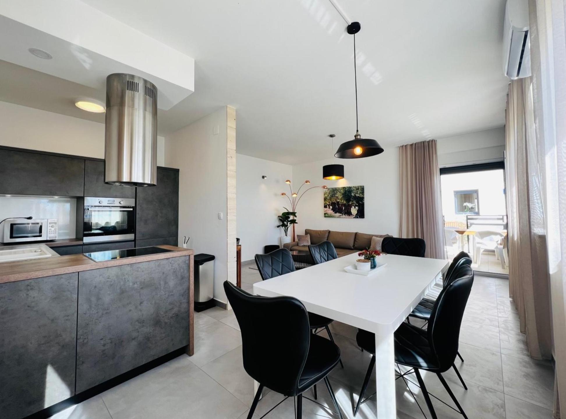 Apartments The Beach Resort Вир Екстер'єр фото