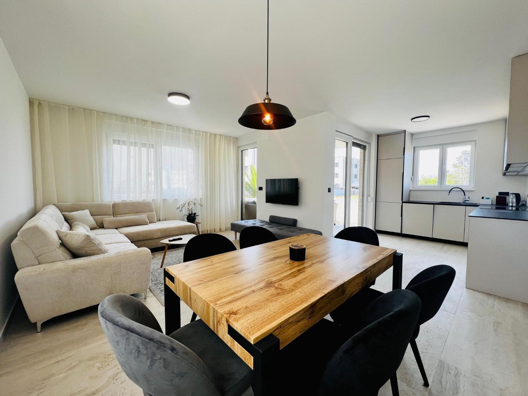 Apartments The Beach Resort Вир Екстер'єр фото