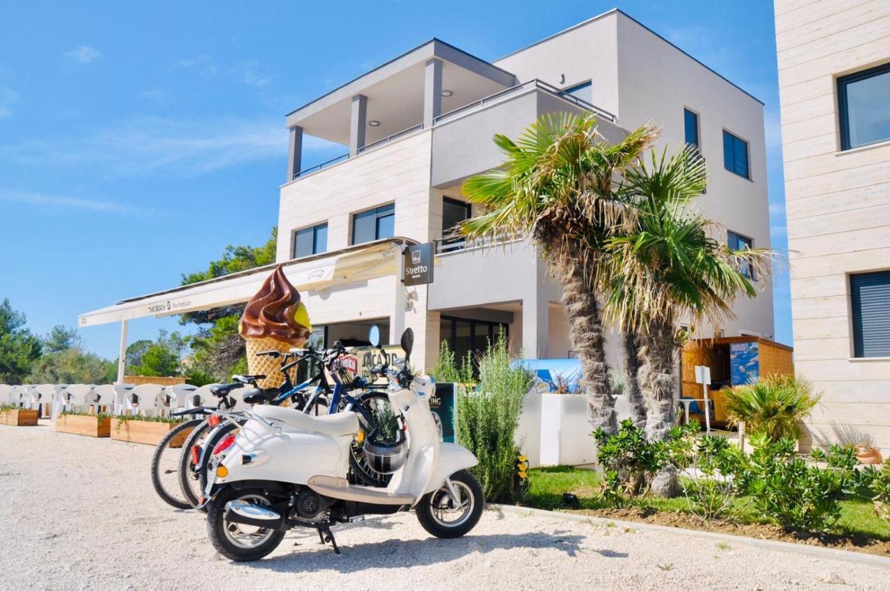 Apartments The Beach Resort Вир Екстер'єр фото